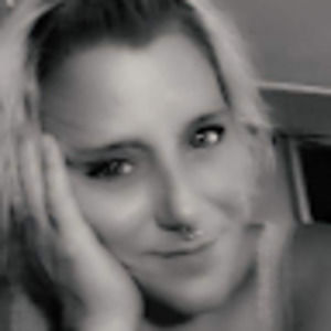 Meet your Posher, Pamela